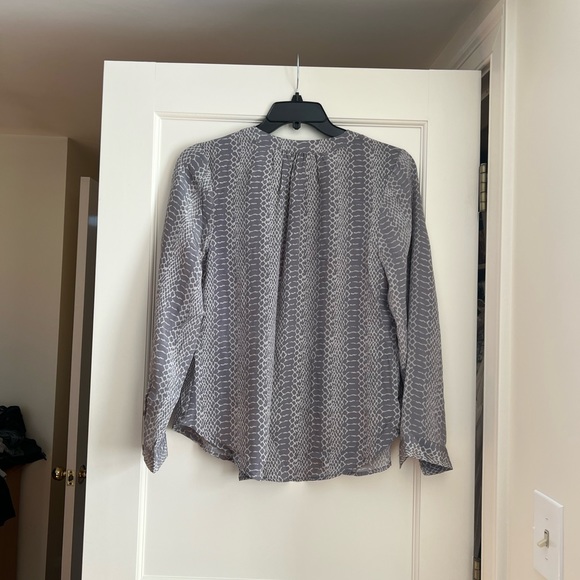 Cynthia Rowley silk button down size L - Picture 4 of 4